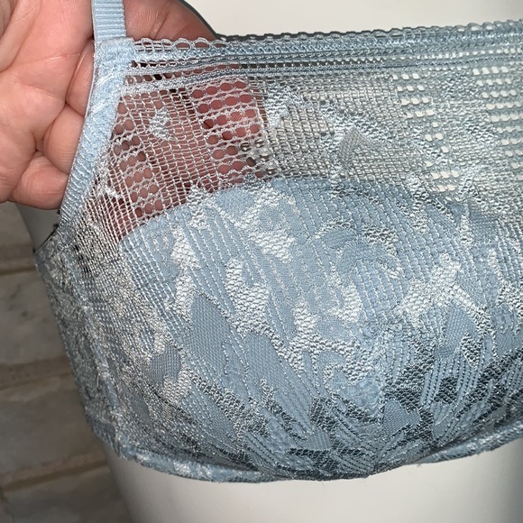 Calvin Klein Lace Bra - Picture 2 of 6